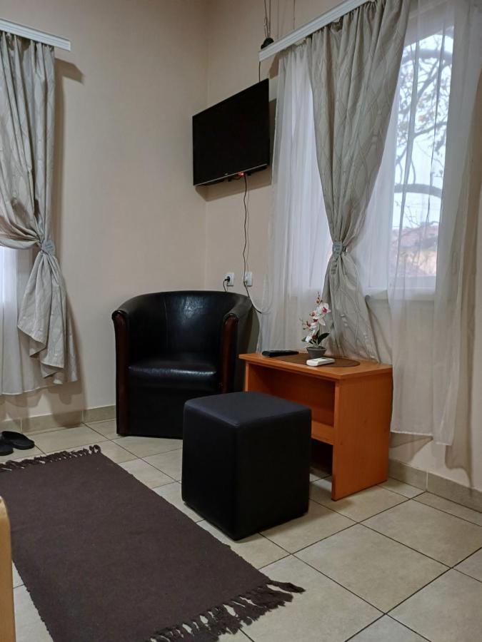 Hotel Sobe Sanja Pirot Exterior foto