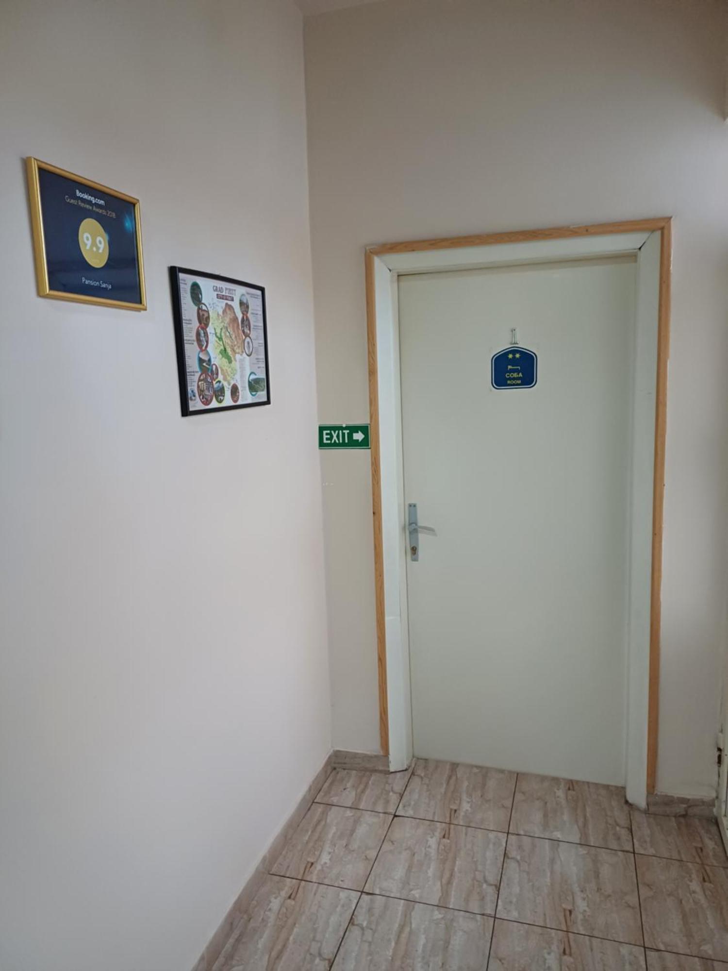 Hotel Sobe Sanja Pirot Habitación foto